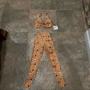 Beach Riot Workout Set